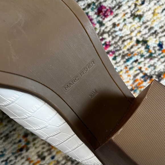 Marc Fisher Leather pointed toe boots - Picture 3 of 4